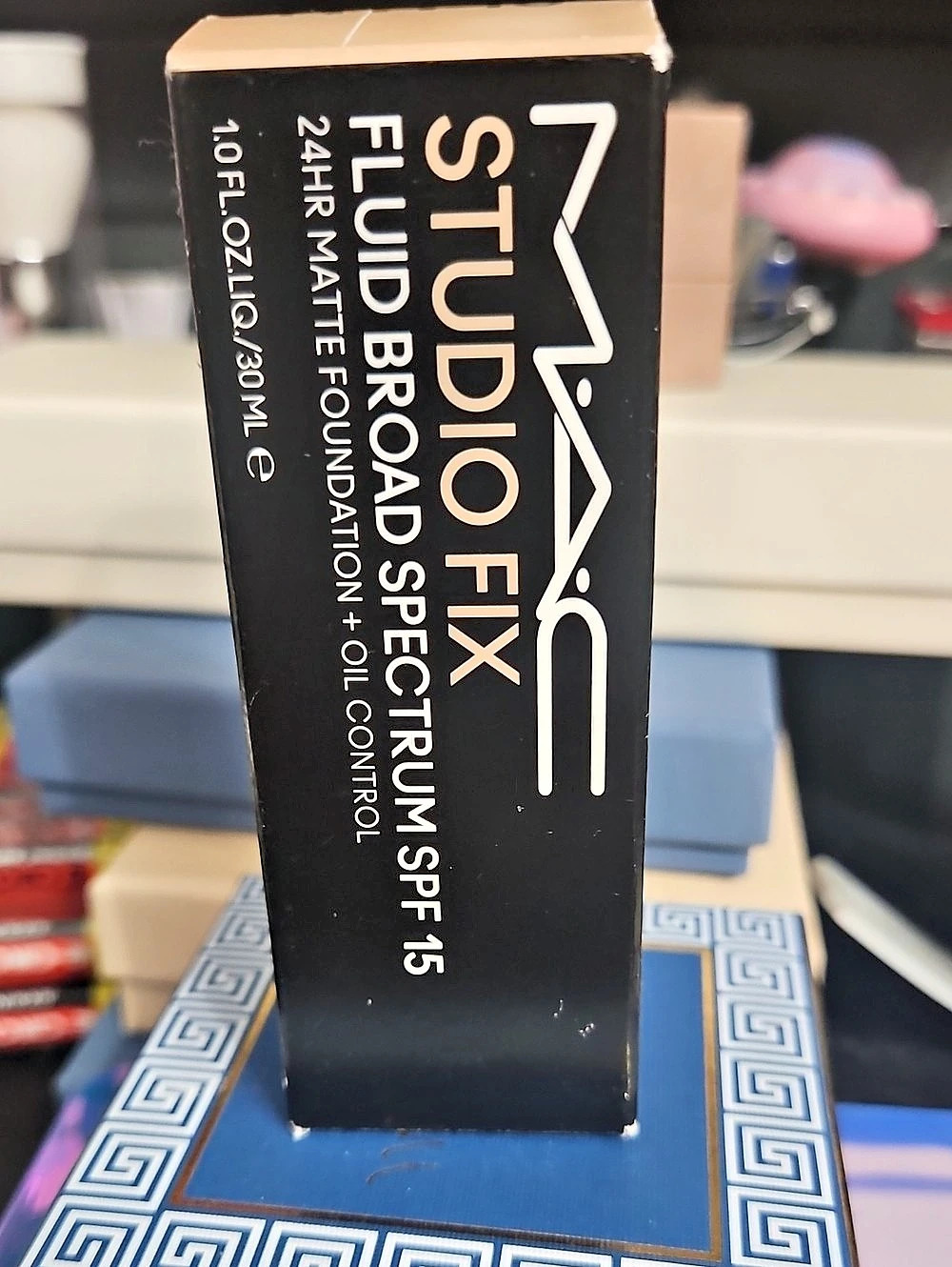 MAC Studio Fix Fluid SPF 15 24HR Matte Foundation NW13